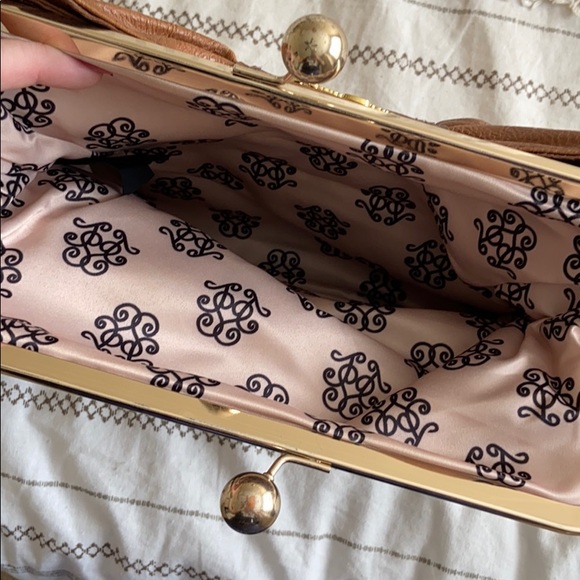 Jessica Simpson clutch - Picture 3 of 3